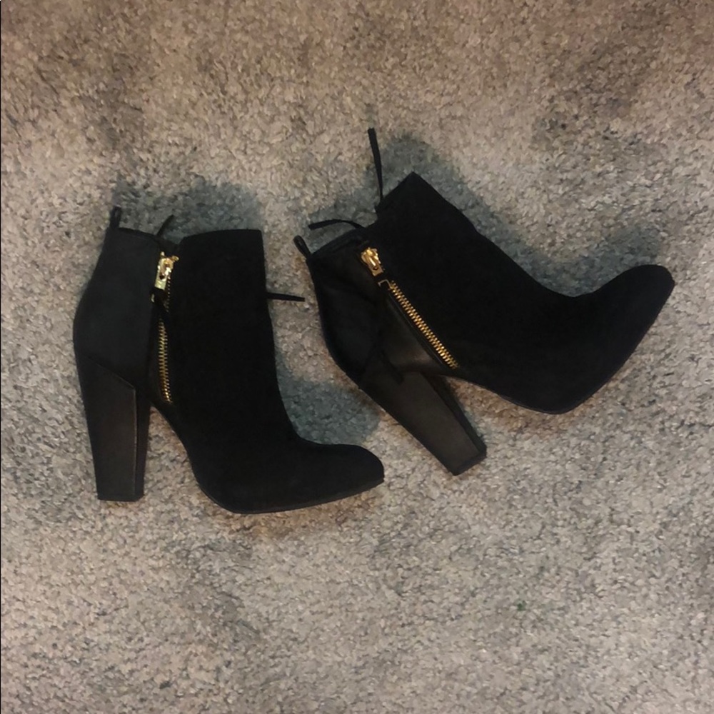 ✔️ MOSSIMO/ Faux Suede & Pleather Bootie ✔️